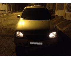 Vendo Corsa Sedan Milenium 1.0 2001 - Bom estado